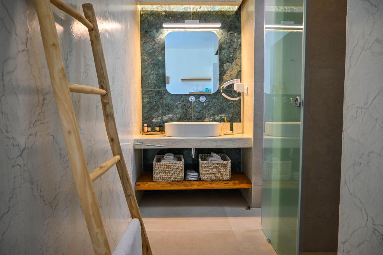 Schinoza Luxury Suites Schoinoussa エクステリア 写真
