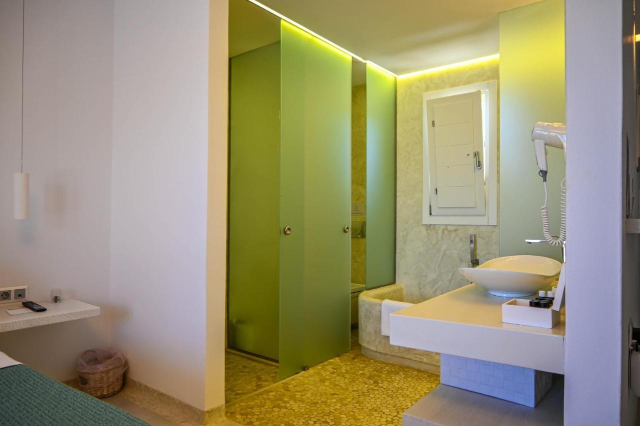 Schinoza Luxury Suites Schoinoussa エクステリア 写真